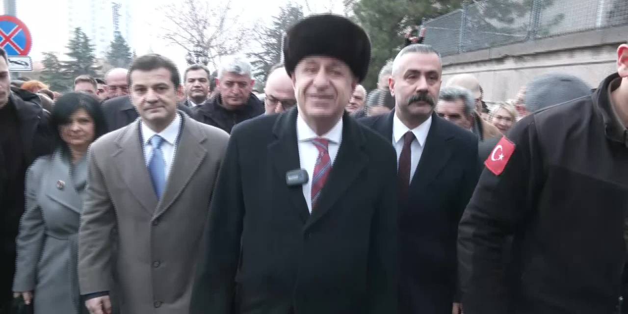 Zafer Partisi'nin Ankara Büyükşehir Adayı Bartu Soral Oldu