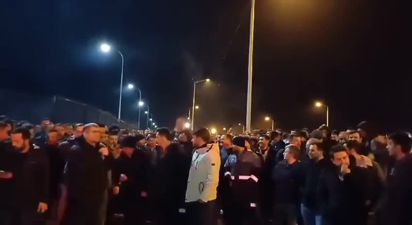 Konya’da, Seydişehir Eti Alüminyum Fabrikası İşçileri Düşük Ücretleri Protesto Etti