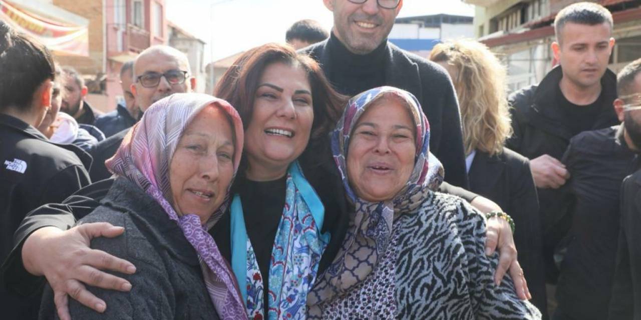 Aydın Büyükşehir Belediye Başkanı Çerçioğlu, Germencik Pazarı’nda Vatandaşlarla Bir Araya Geldi