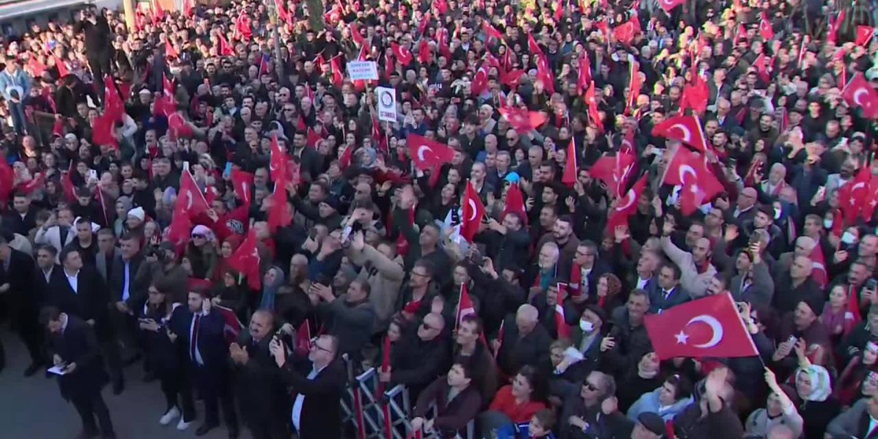 Özgür Özel: Murat Kurum’un İstanbul’un Felaketi Olmasına İzin Vermeyeceğiz