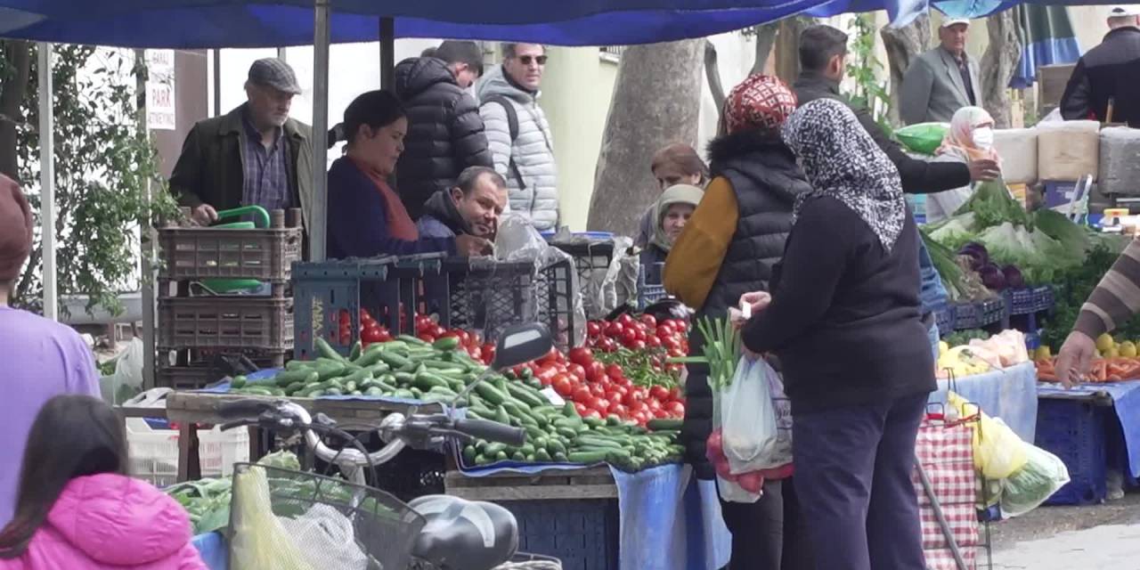 EFES SELÇUK’TA PAZAR ATIKLARI KOMPOST GÜBREYE DÖNÜŞTÜRÜLECEK