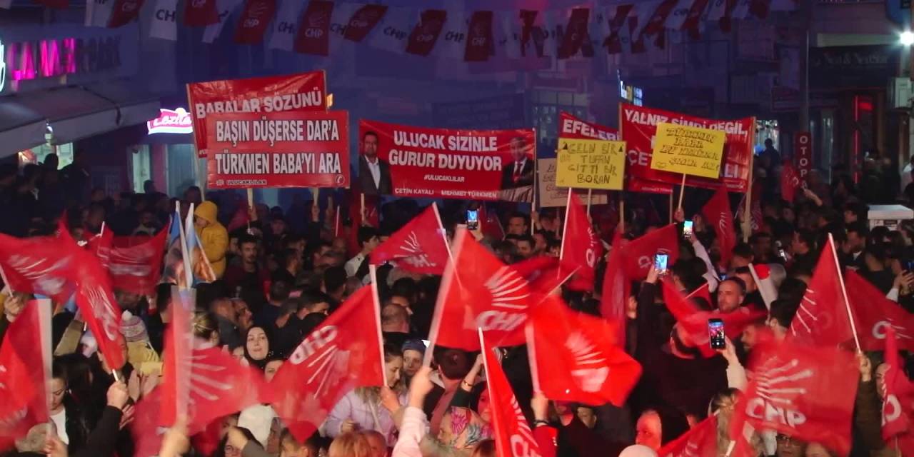 Cemil Tugay: "Kemalpaşa'da 5 Yıl İçinde Metronun Temelini Atacağız"