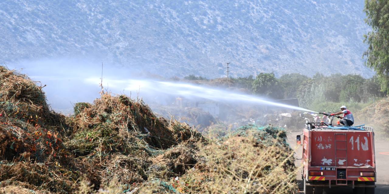 KUMLUCA BELEDİYESİ, 2022 YILINDA 46 BİN 475 TON SERA ATIĞINI ORGANİK GÜBREYE DÖNÜŞTÜRDÜ