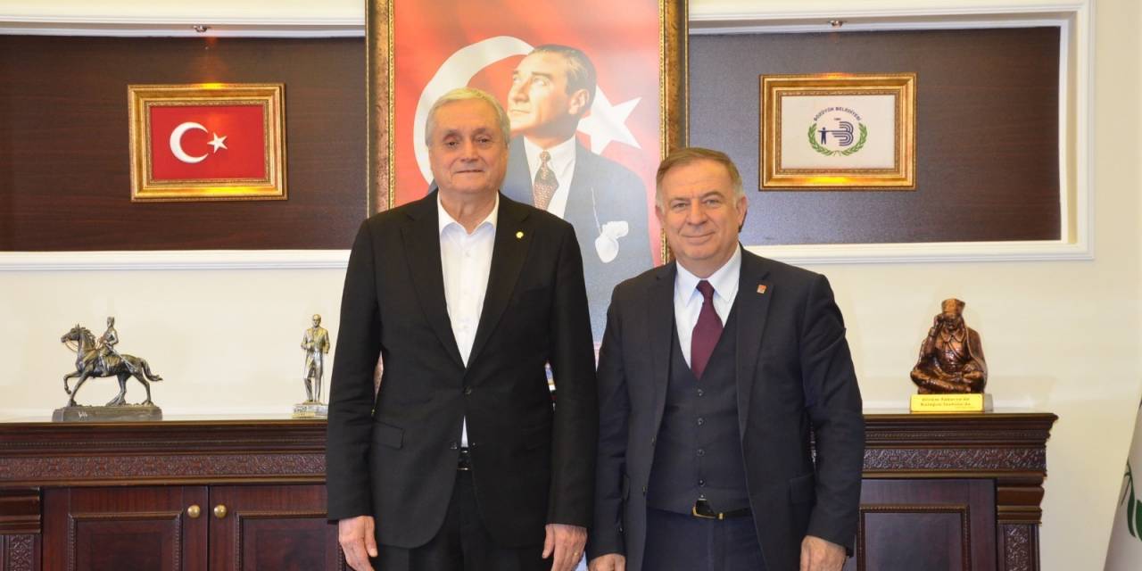 Chp Genel Başkan Yardımcısı Zeybek’ten Bozüyük Belediye Başkanı Bakkalcıoğlu’na Ziyaret