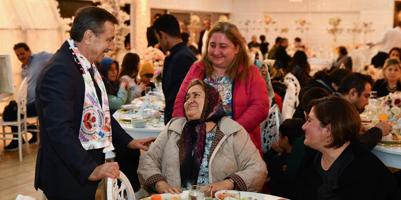 TEPEBAŞI BELEDİYE BAŞKANI ATAÇ: "KENTİMİZDE RAMAZAN RUHUNU YAŞIYORUZ"