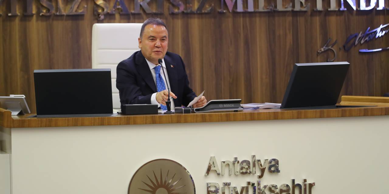 ANTALYA BÜYÜKŞEHİR’İN 2022 FAALİYET RAPORU OYBİRLİĞİYLE KABUL EDİLDİ