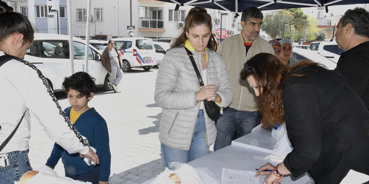 KUŞADASI BELEDİYESİ, BESLENME DESTEĞİNİ SÜRDÜRÜYOR