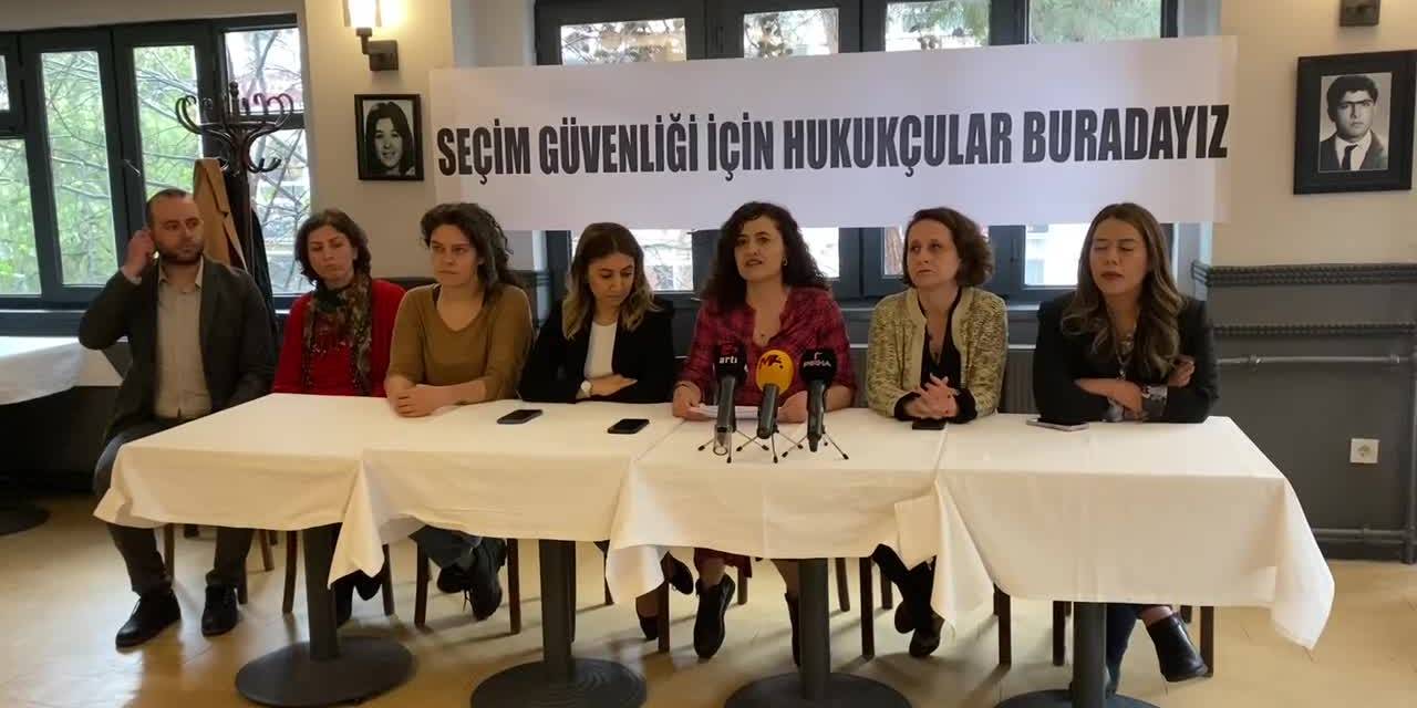 AVUKATLARDAN 'SEÇİM GÜVENLİĞİ' AÇIKLAMASI: "HAK İHLALLERİNİN ÖNÜNE GEÇEBİLMEK İÇİN BURADAYIZ"