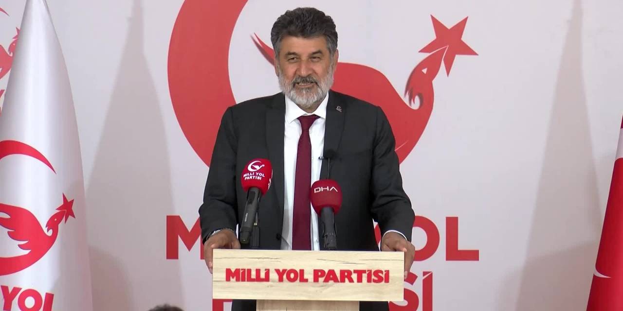 REMZİÇAYIR: “14 MAYIS MİLATTIR, ŞAFAKTIR, GÜNEŞTİR, KURTULUŞTUR. TÜRKİYE'NİN MASAL DÜNYASINDAN ÇIKMASI LAZIM”