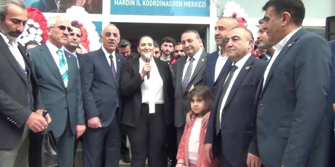 MARDİN'DE 'KILIÇDAROĞLU GÖNÜLLÜLERİ SEÇİM KOORDİNASYON MERKEZİ' AÇILDI