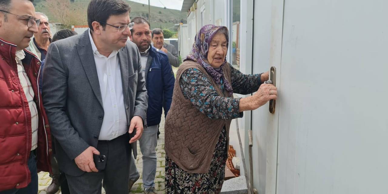 MUHARREM ERKEK: “6 ŞUBAT 2017’DE YAŞANAN ÇANAKKALE AYVACIK DEPREMİ SONRASI 86 AİLE HALA EVLERİNE KAVUŞAMADI”