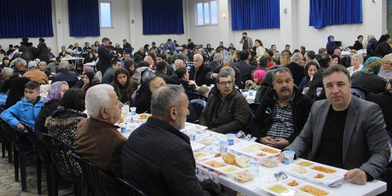 SARAY BELEDİYESİ BÜYÜKYONCALI MAHALLLESİ’NDE İFTAR VERDİ