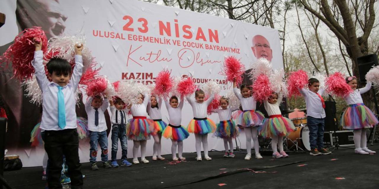 ODUNPAZARI BELEDİYESİ'NDEN KANLIKAVAK’TA  23 NİSAN ÇOCUK ŞENLİĞİ