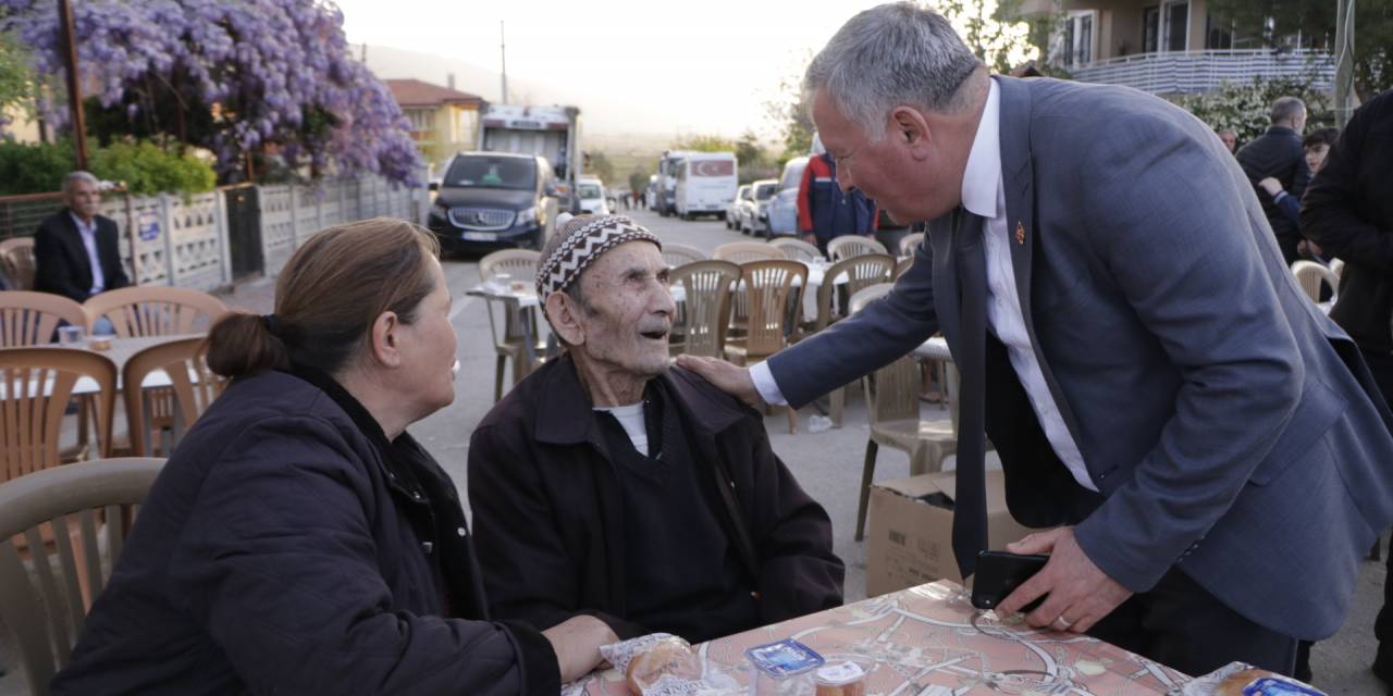 HONAZ BELEDİYESİ, RAMAZAN AYININ SON İFTAR PROGRAMINI KIZILYER MAHALLESİ’NDE DÜZENLEDİ