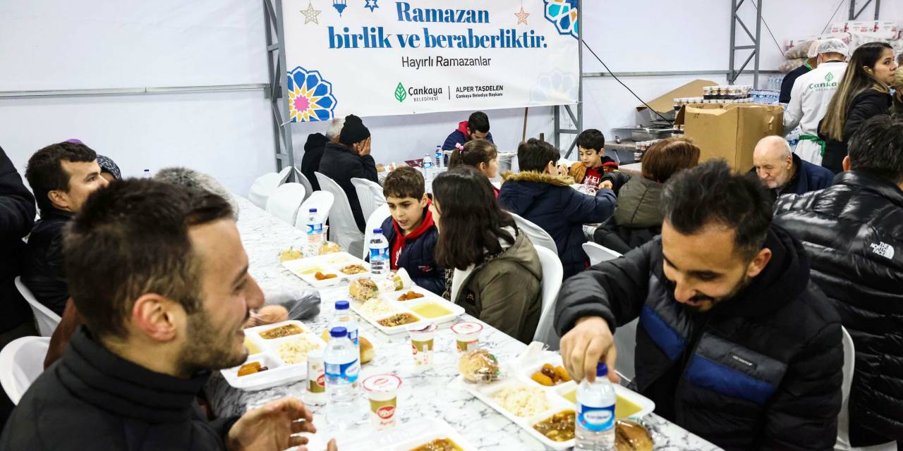 ÇANKAYA BELEDİYESİ, BU YIL DA RAMAZAN’DA SOFRALARINI PAYLAŞTI