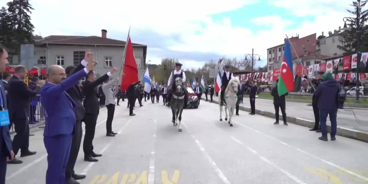 DEVLET BAHÇELİ, KASTAMONU’DA…“GELECEĞİN PARLAK SAYFALARI CUMHURBAŞKANLIĞI HÜKÜMET SİSTEMİ’YLE YAZILACAKTIR”