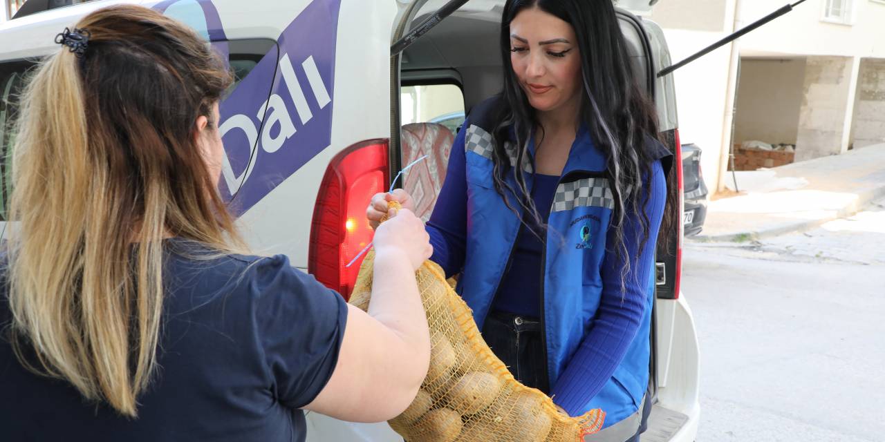 MUDANYA BELEDİYESİ’NDEN VATANDAŞIN SOFRASINA 30 TON PATATES