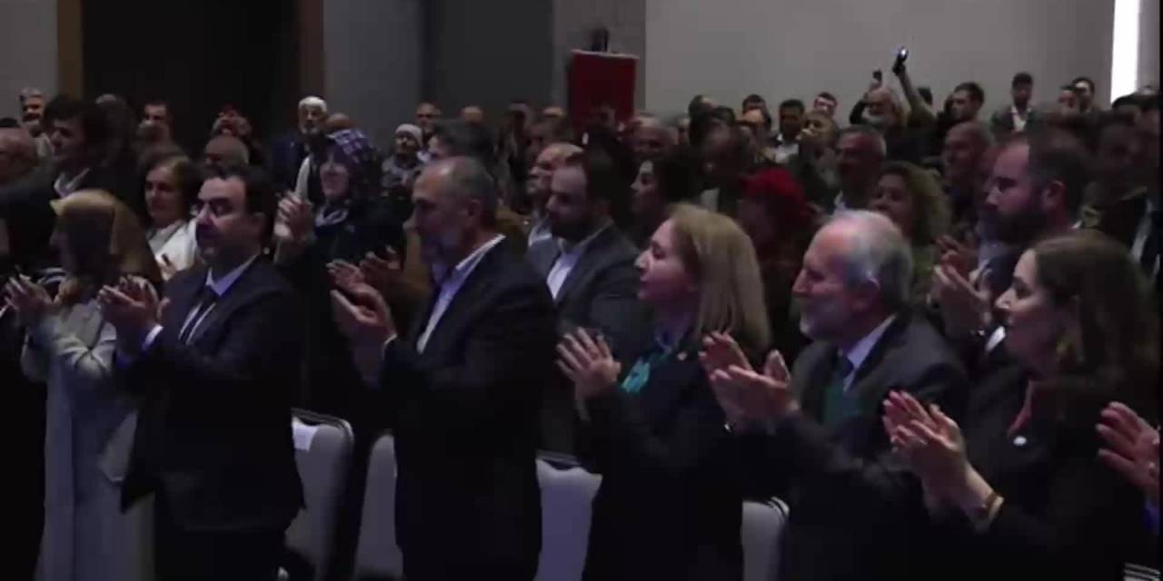 KARAMOLLAOĞLU: “ASKERİMİZİN BAŞINA ÇUVAL GEÇİRİLDİ, HESAP SORAMADILAR. BİZ BUNUN HESABINI SORMAKLA MÜKELLEFİZ”