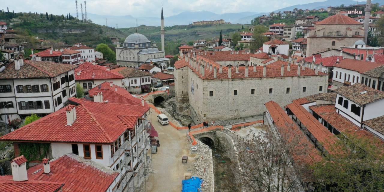 SAFRANBOLU TARİHİÇARŞI BÖLGESİNDE ÇALIŞMALAR SÜRÜYOR