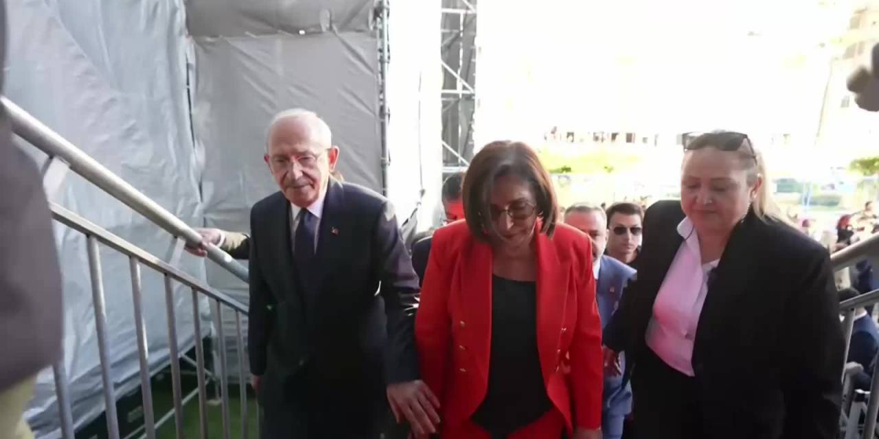 MİLLET İTTİFAKI İZMİR MİTİNGİ… KILIÇDAROĞLU: BU SEÇİM, AYRIŞMA DEĞİL TÜRKİYE’YE DEMOKRASİ GETİRME SEÇİMİDİR