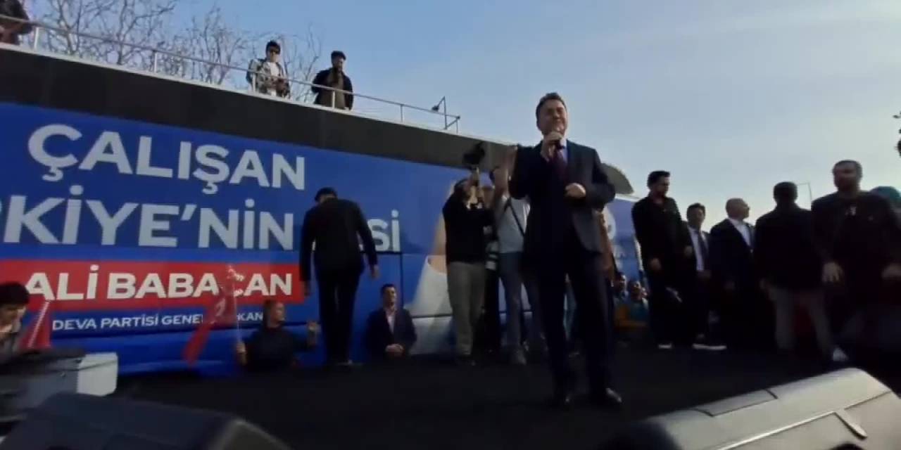 BABACAN KADIKÖY'DERN ERDOĞAN’A SESLENDİ: "BİRAZ YAVAŞ. ÜLKEYİ YAYIK AYRANINA ÇEVİRDİNİZ"