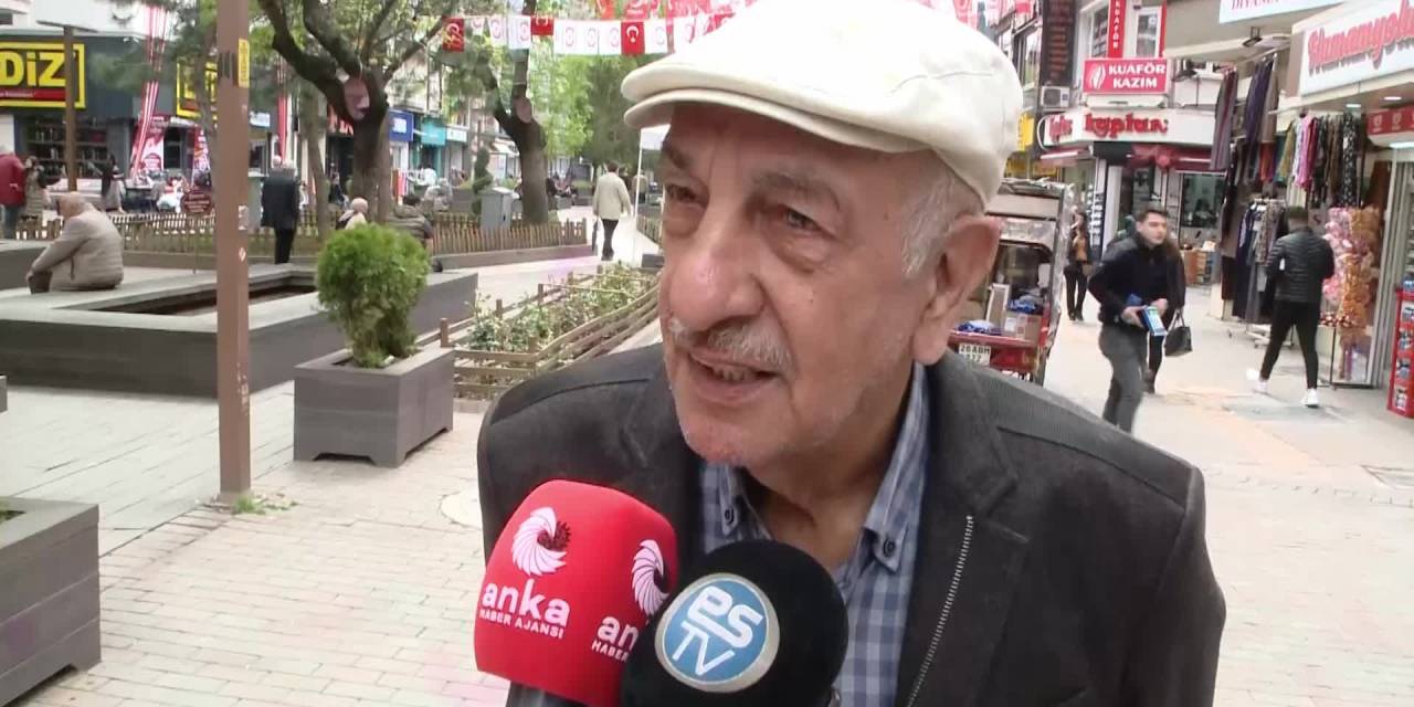 ESKİŞEHİRLİ VATANDAŞ: "KAMU ÇALIŞANIYIM, EMEKLİ OLMAYA KORKUYORUZ NASIL GEÇİNİRİZ DİYE"