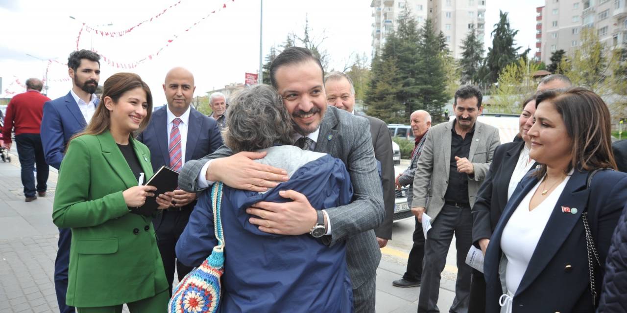 İYİ PARTİ SÖZCÜSÜ ZORLU’YA SEÇİM BÖLGESİNDE YOĞUN İLGİ