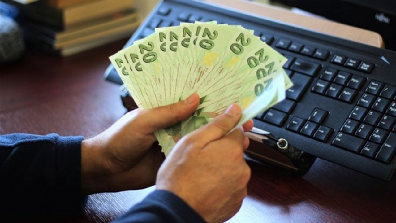 Halk Bankası'ndan Kamu Çalışanlarına Özel Kredi