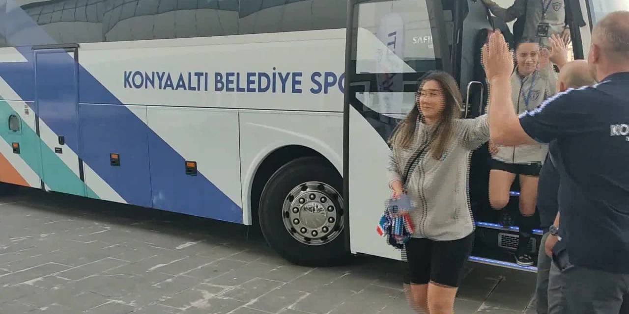 KONYAALTI BELEDİYESİ SK KADIN HENTBOL TAKIMI, AVRUPA ŞAMPİYONU OLDU