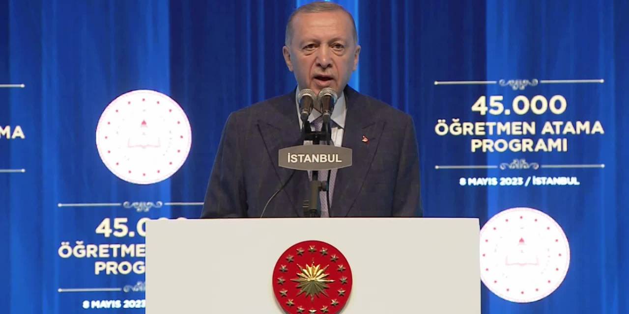 ERDOĞAN: GÖREVE BAŞLAYACAK ÖĞRETMENLERİMİZİN YAKLAŞIK YARISI DEPREM BÖLGESİNDEKİİLLERİMİZDE VAZİFE ÜSTLENECEK