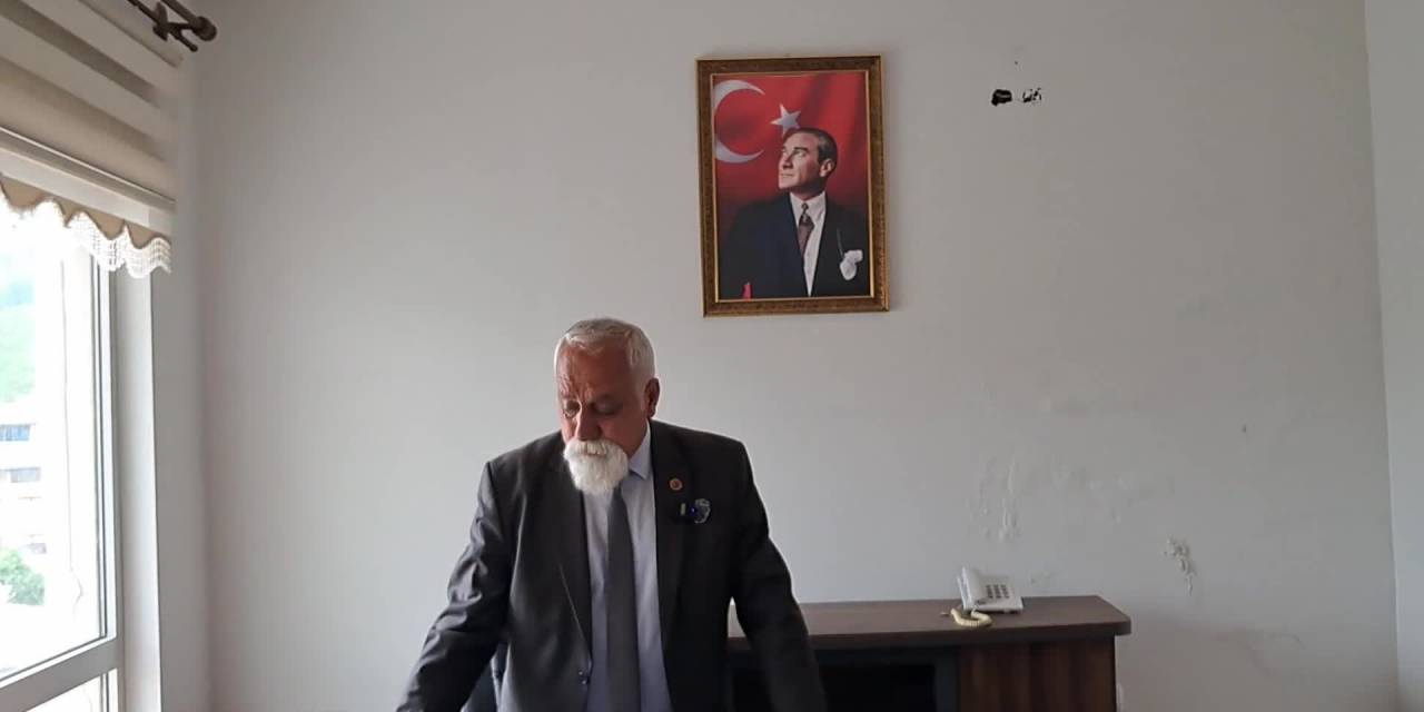 CHP ARTVİN İL GENEL MECLİSİÜYESİŞENOL ÇELİK, KEMALPAŞA'DA YAŞANAN SORUNLARA DİKKAT ÇEKTİ