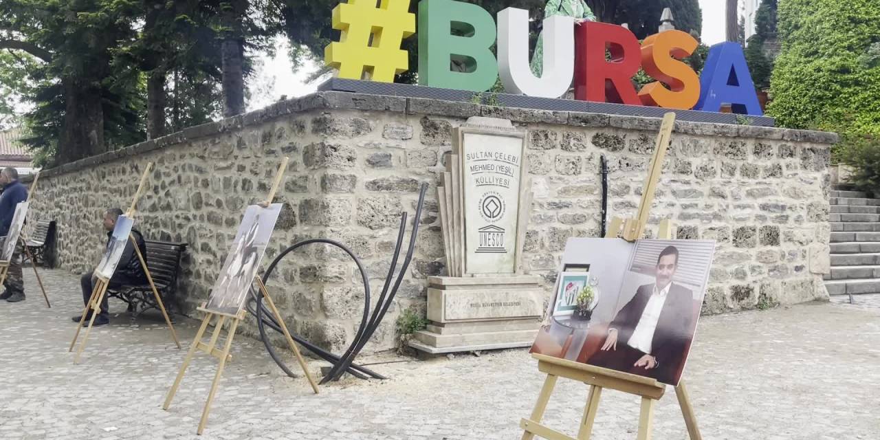 SİNAN ATEŞİÇİN BURSA’DA ÜCRETSİZ YEMEK VE “GÖKTÜRKLER” KİTABI DAĞITILDI, RESİM SERGİSİ AÇILDI