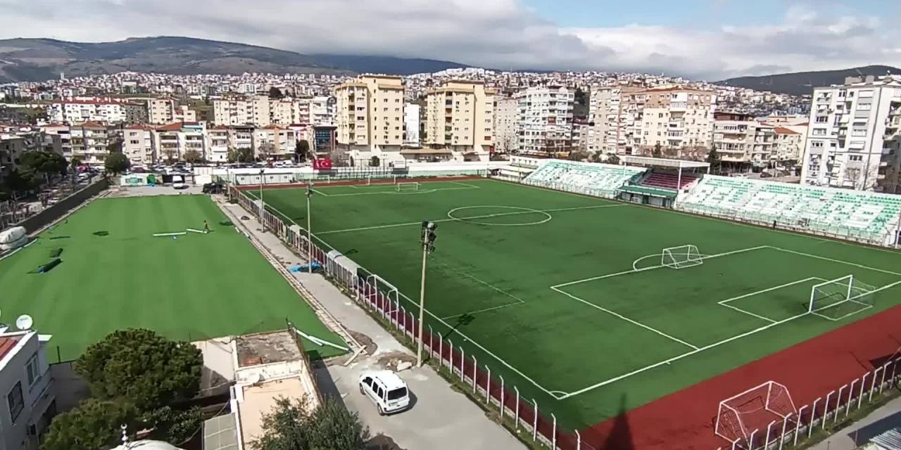 BORNOVA BELEDİYESİ'NDEN ŞEHİR STADI'NA YENİ ANTRENMAN SAHASI