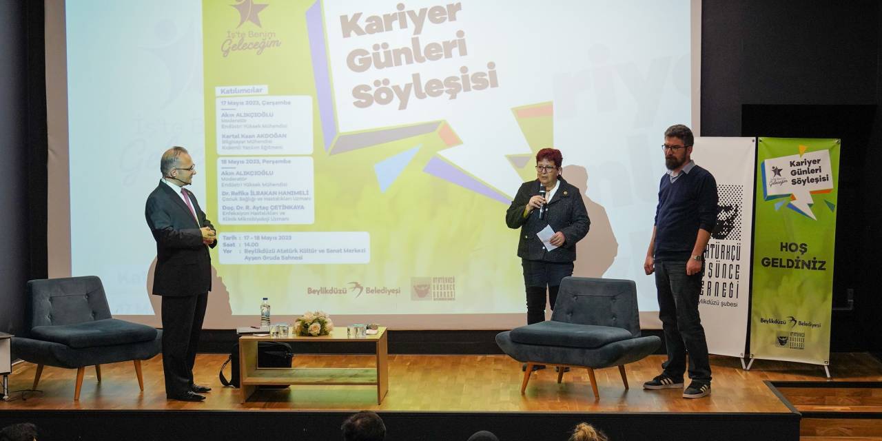 BEYLİKDÜZÜ BELEDİYESİ KIRLANGIÇ GENÇLİK FESTİVALİ, KARİYER SÖYLEŞİLERİYLE BAŞLADI