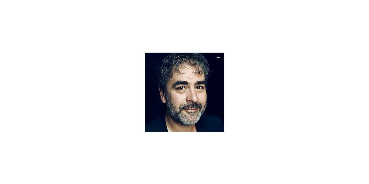 GAZETECİ DENİZ YÜCEL HAKKINDA YAKALAMA KARARI VERİLDİ