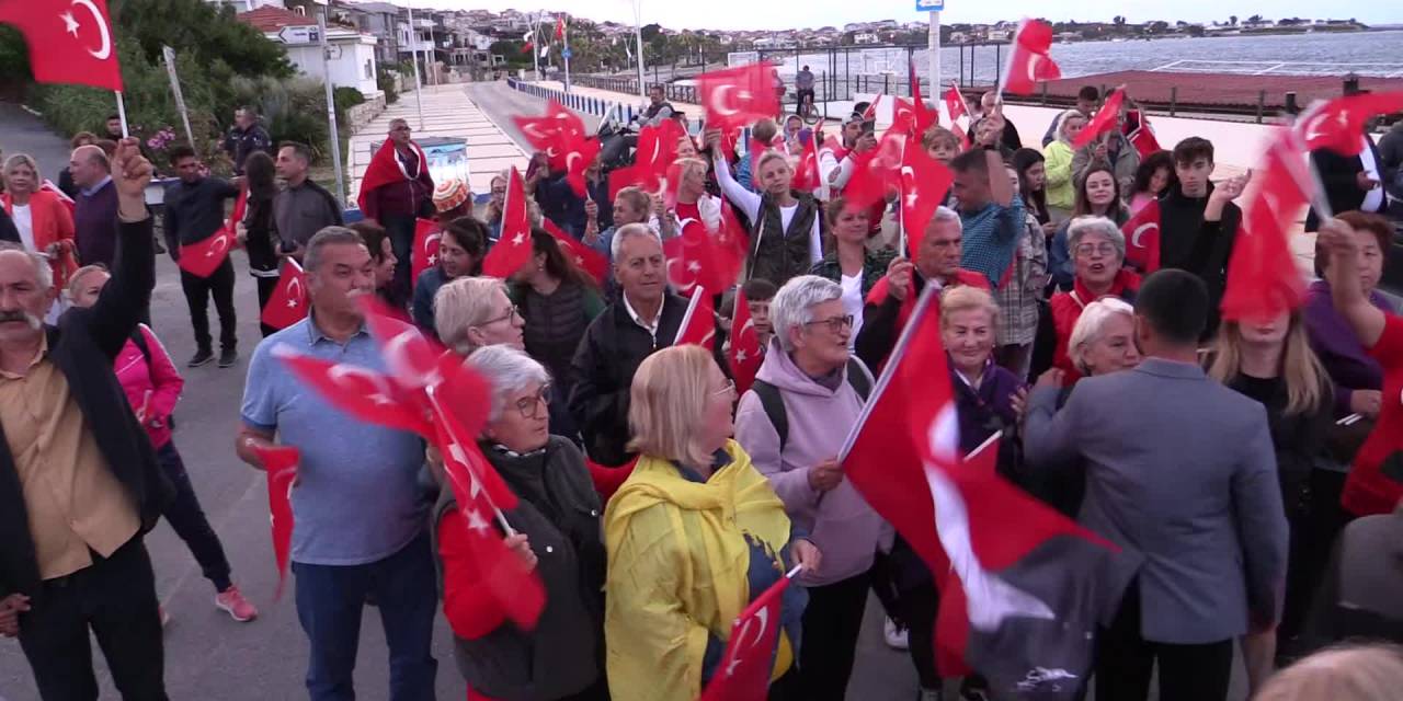 FOÇA, GENÇLİK BAYRAMINI COŞKUYLA KUTLADI