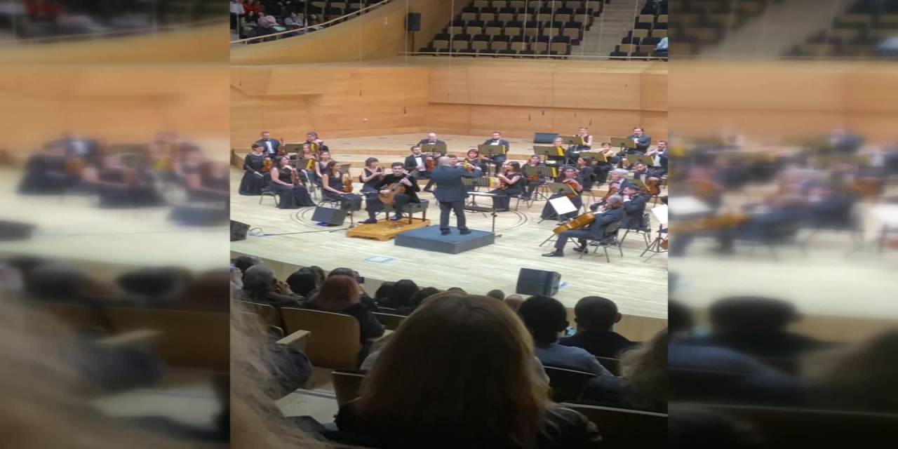 GRAMMY ÖDÜLLÜ GİTAR VİRTÜÖZÜ MİLOS KARADAGLİC ANKARA’DA KONSER VERDİ