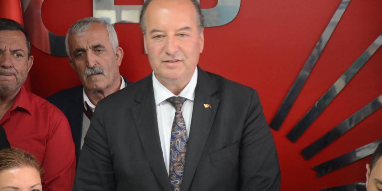 UMUT AKDOĞAN: "ATA İTTİFAKI’NI OLUŞTURAN PARTİLER BURADA KALDI, ÇELİŞKİLER ORAYA GİTTİ”