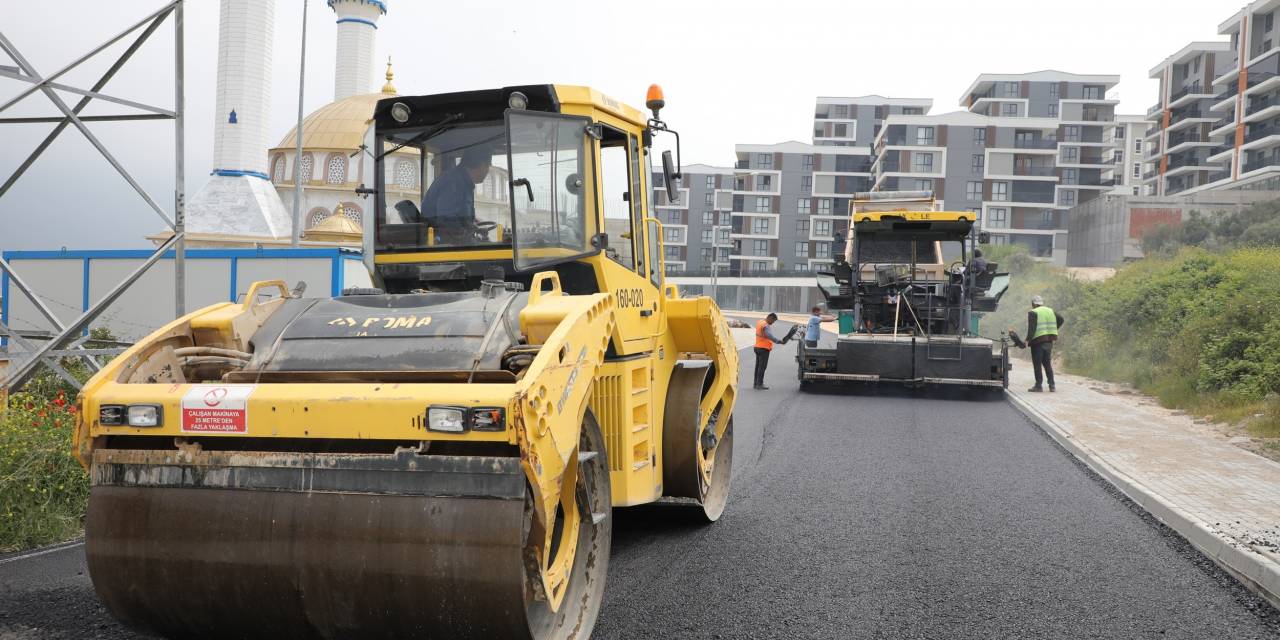 GEMLİK BELEDİYESİ,  YOL ÇALIŞMALARINI SÜRDÜRÜYOR