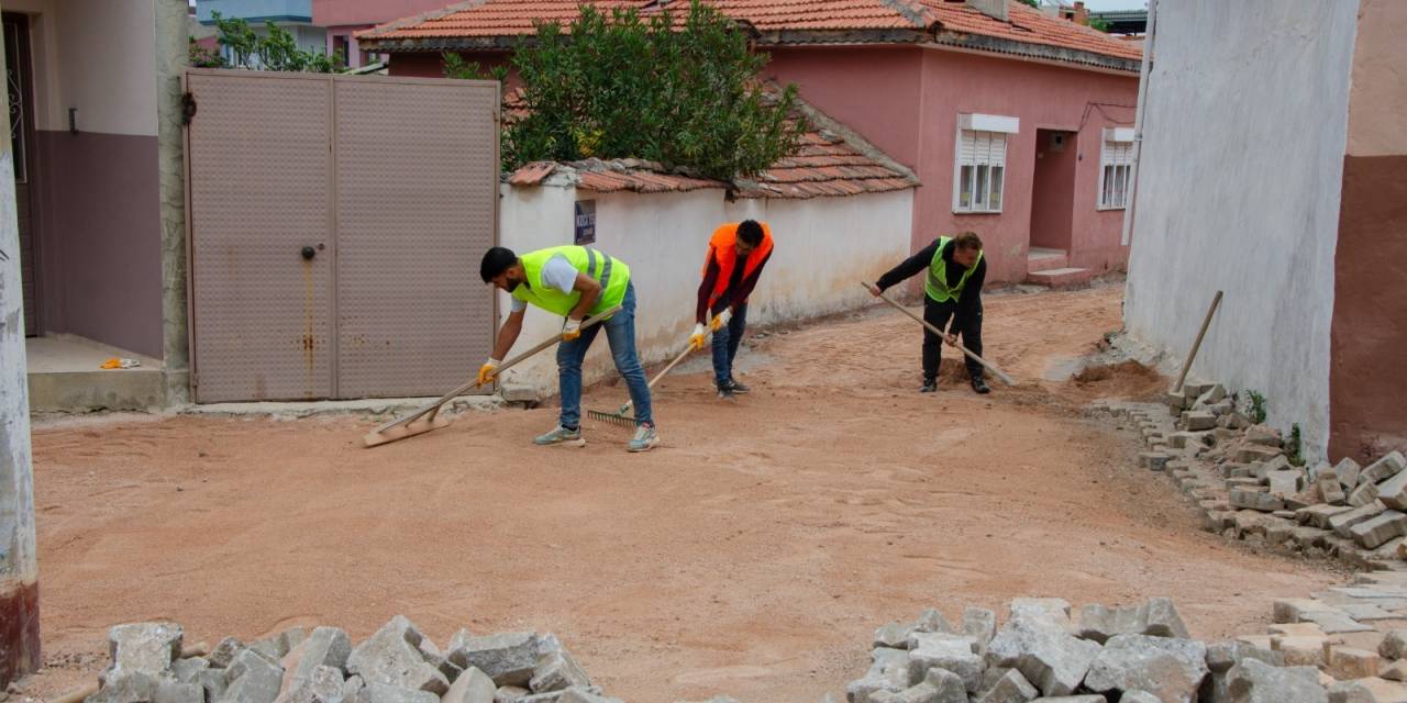 KEMALPAŞA’DA İÇME SUYU VE KANALİZASYON HATLARI YENİLENDİ