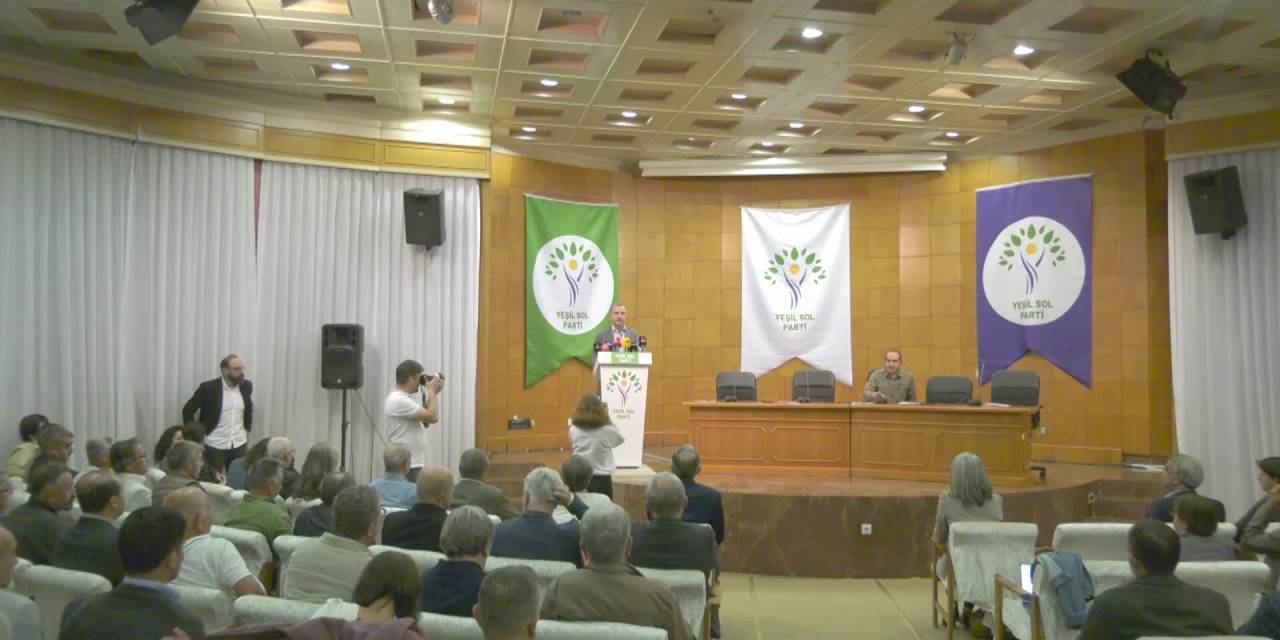 Yeşil Sol Parti Eş Sözcüsü Akın: “Kendinizi Kurtarmak İçniinşa Ettiğiniz Talan Politikası Bitmiş Durumda”