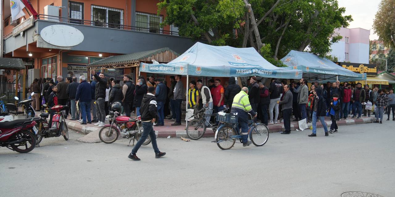 TARSUSLULARDAN, 1 TL'YE SATILAN HALK EKMEĞE YOĞUN İLGİ