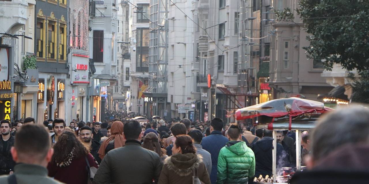 Tüik: Türkiye, Nüfus Büyüklüğüne Göre Sıralamada 194 Ülke Arasında 18’inci Sırada Yer Aldı