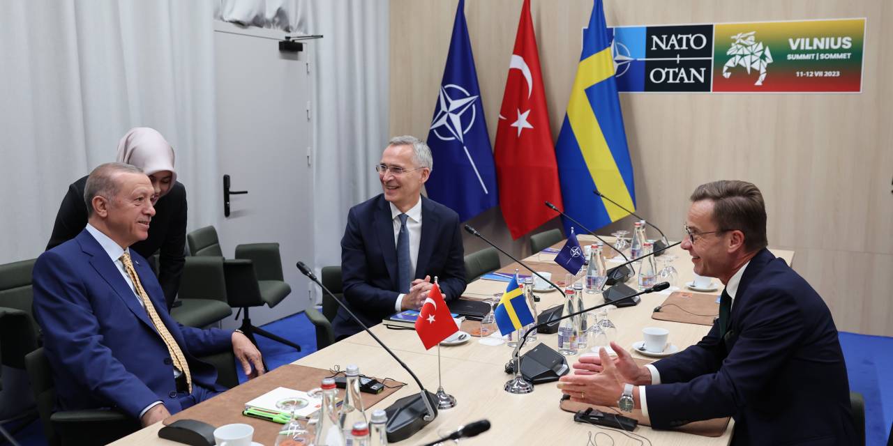 Cumhurbaşkanı Erdoğan, İsveç Başbakanı Krıstersson Ve Nato Genel Sekreteri Stoltenberg İle Bir Araya Geldi