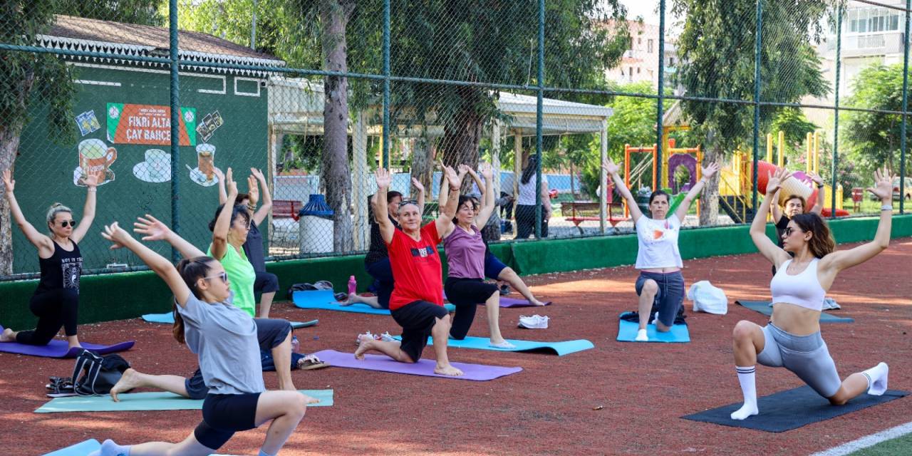 Karşıyaka’da Açık Havada Spor Etkinlikleri Devam Ediyor