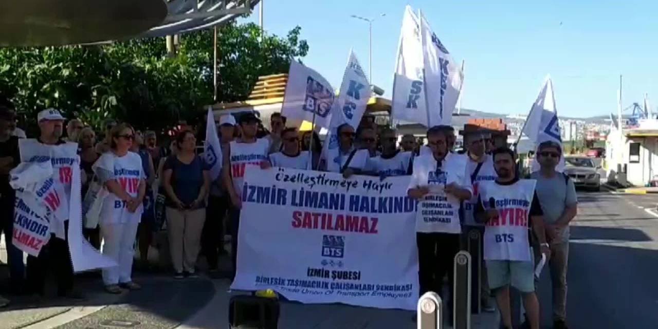 Bts İzmir Şubesi, Alsancak Limanı'nın Satılmasını Protesto Etti