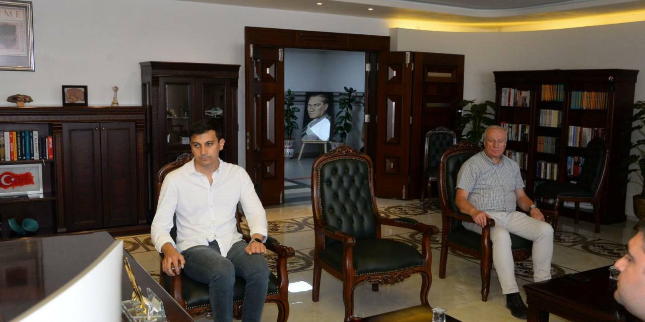 Chp Gençlik Kolları Genel Başkanı Killik’ten Bozüyük Belediye Başkanı Bakkalcıoğlu’na Ziyaret