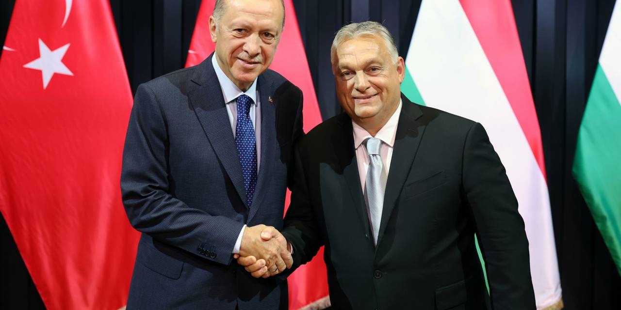 Cumhurbaşkanı Erdoğan, Budapeşte'de Macaristan Başbakanı Orban İle Görüştü