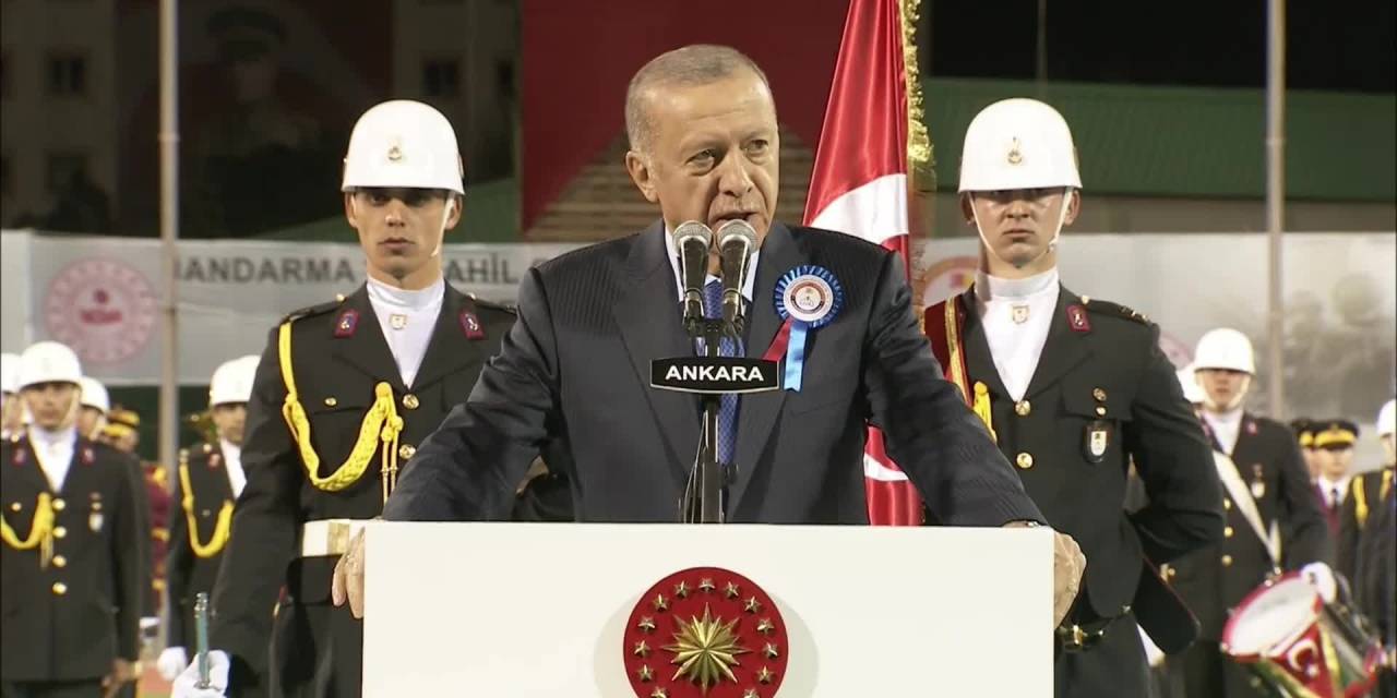 Erdoğan: "Türkiye’yi Mülteci Akınıyla Sıkıştırma Senaryolarını Boşa Çıkartıyoruz"