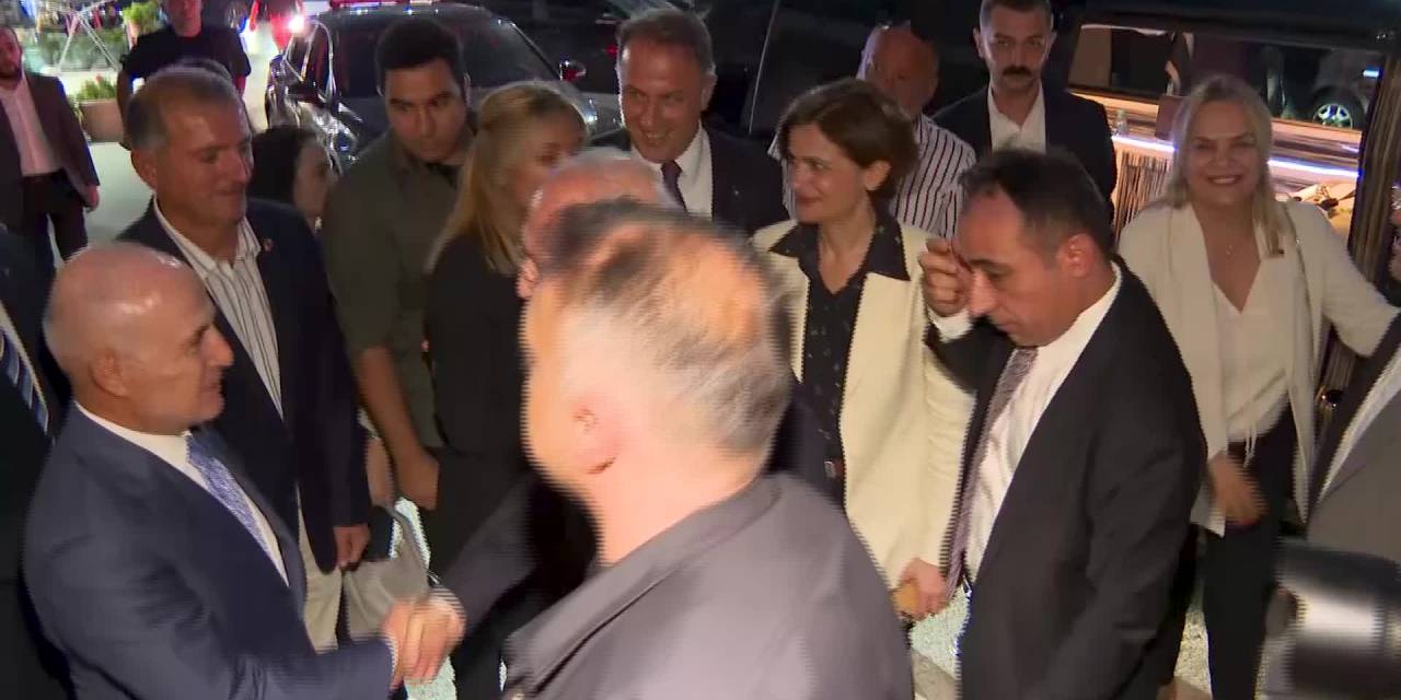 Kılıçdaroğlu, Fatma Ve Mustafa Çiftinin Düğün Törenine Katıldı